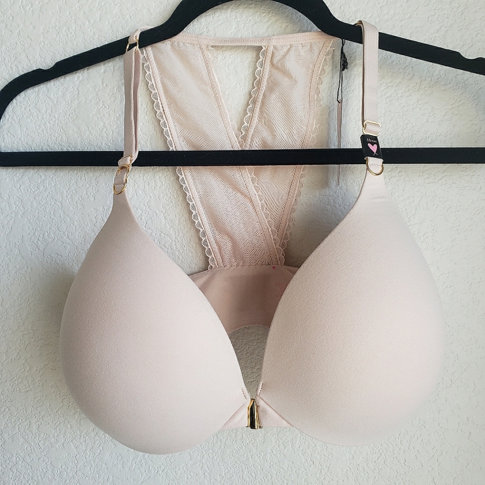 Victoria's Secret padded bra, size 32DDD